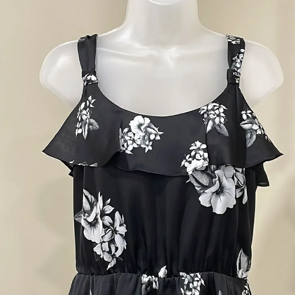 NWOT White House Black Market Floral Dress.  Size 6 S small